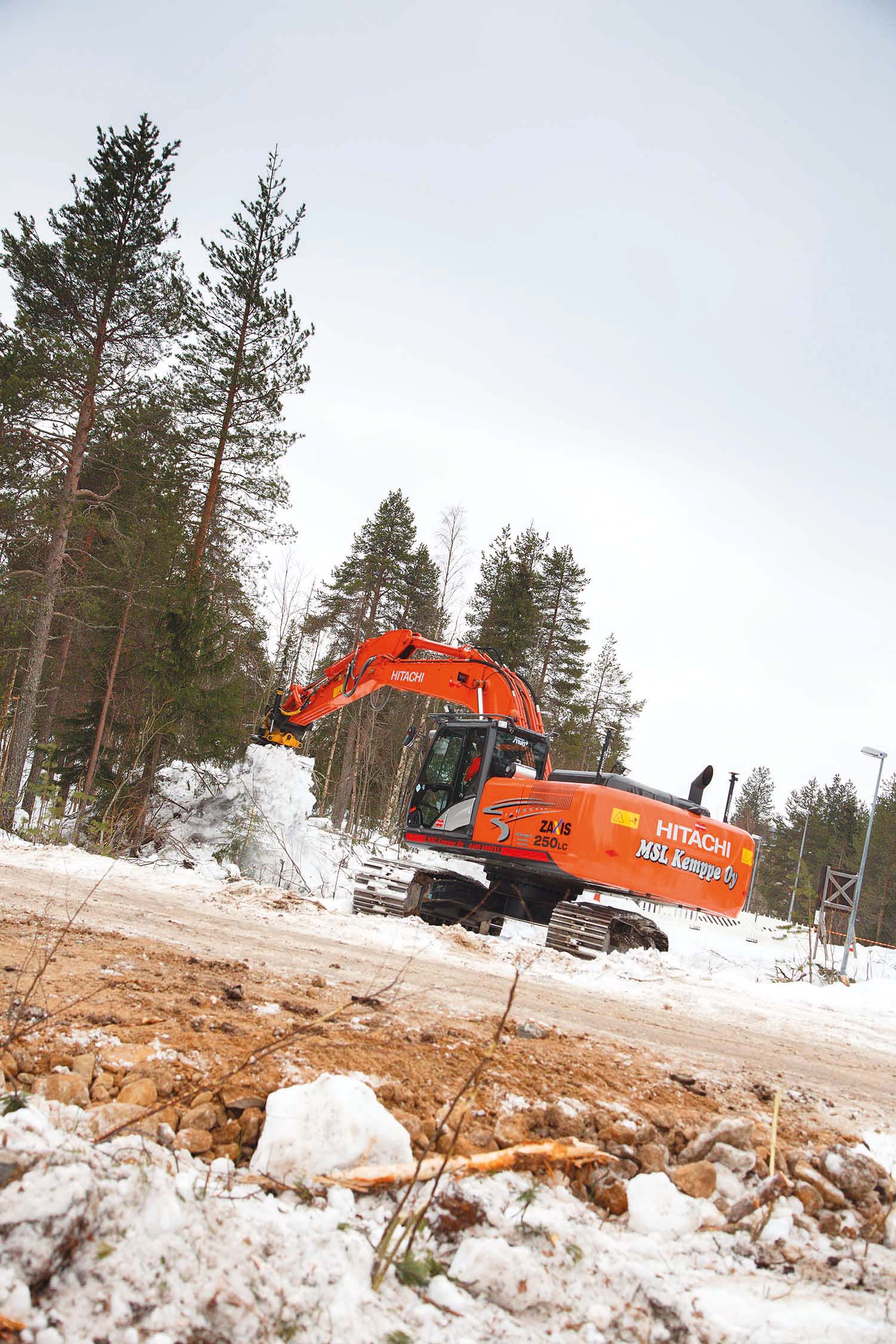 Finnish road project Hitachi ZX250LC-5 