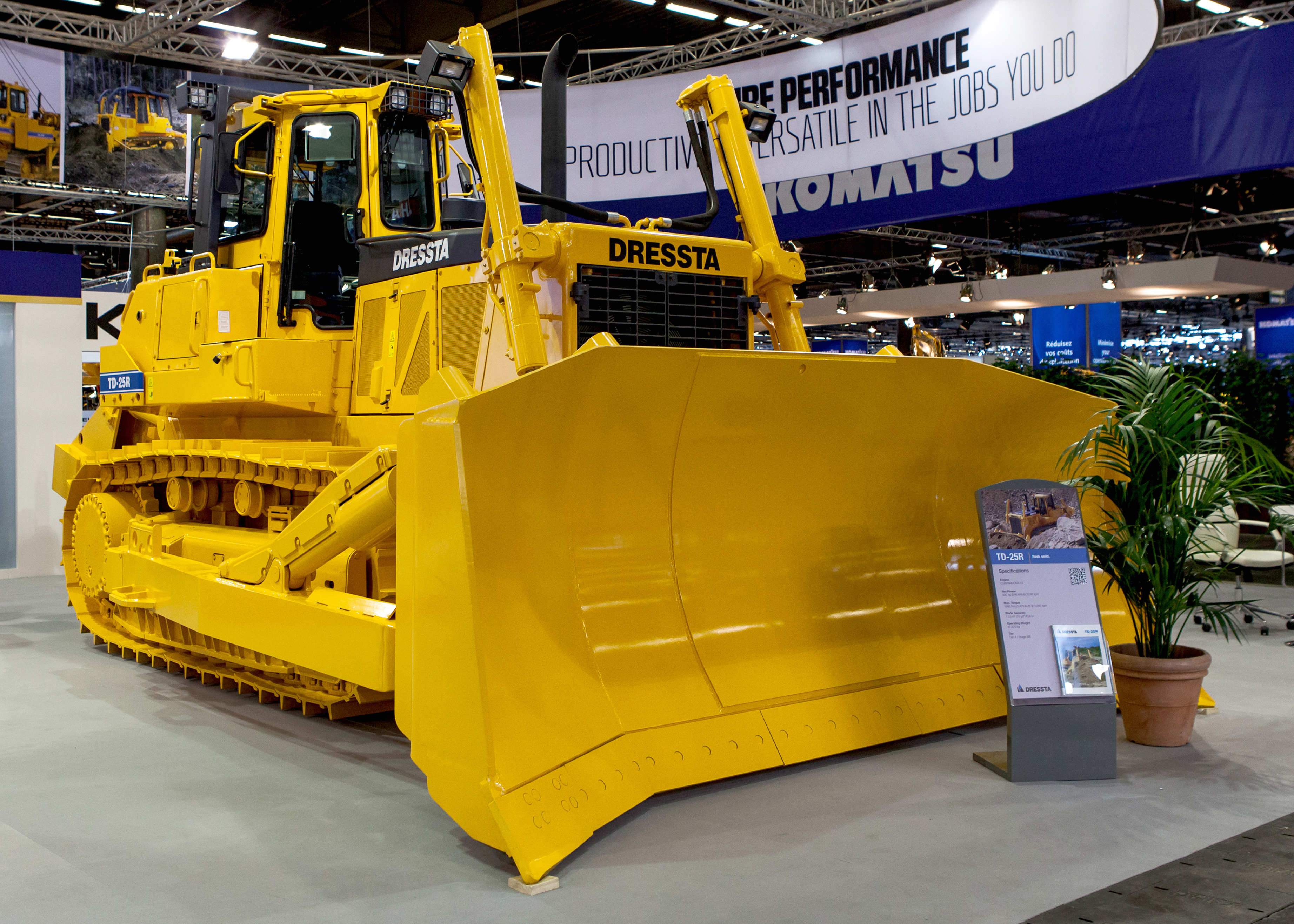 Dressta TD 25R Crawler Dozers