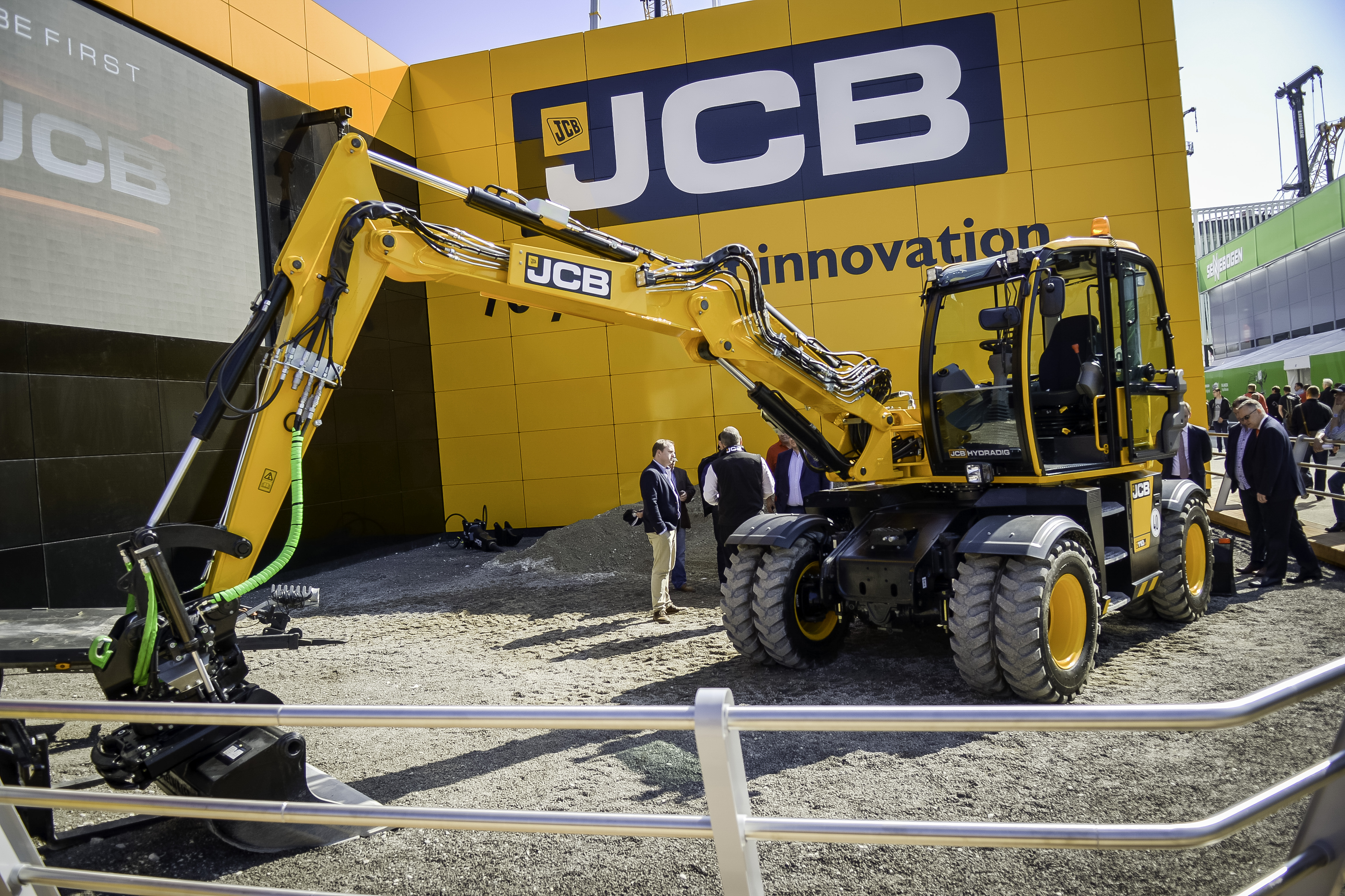 JCB Hydradig wheeled excavator