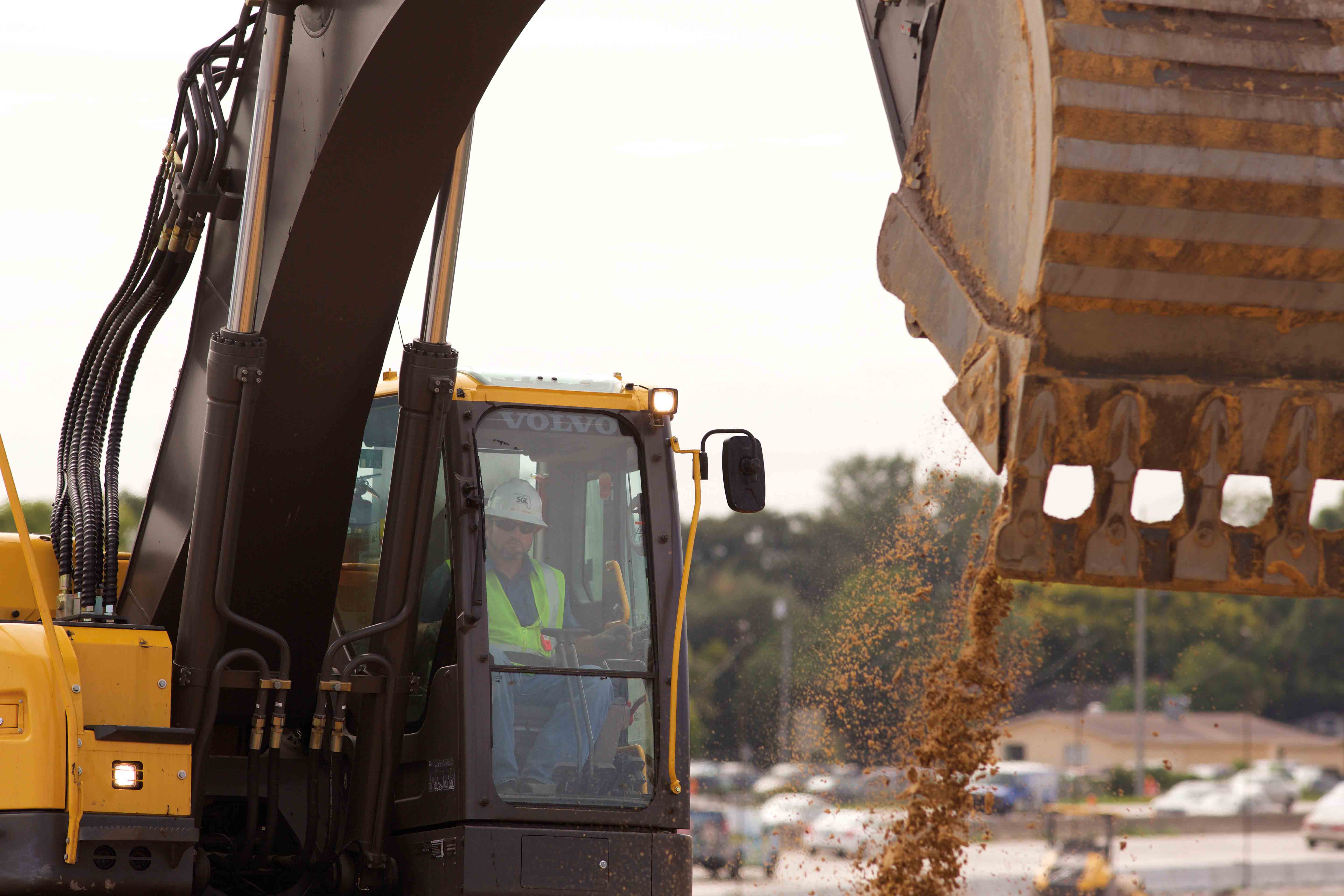 WH Onsite Good visibility from the excavator cab Volvo