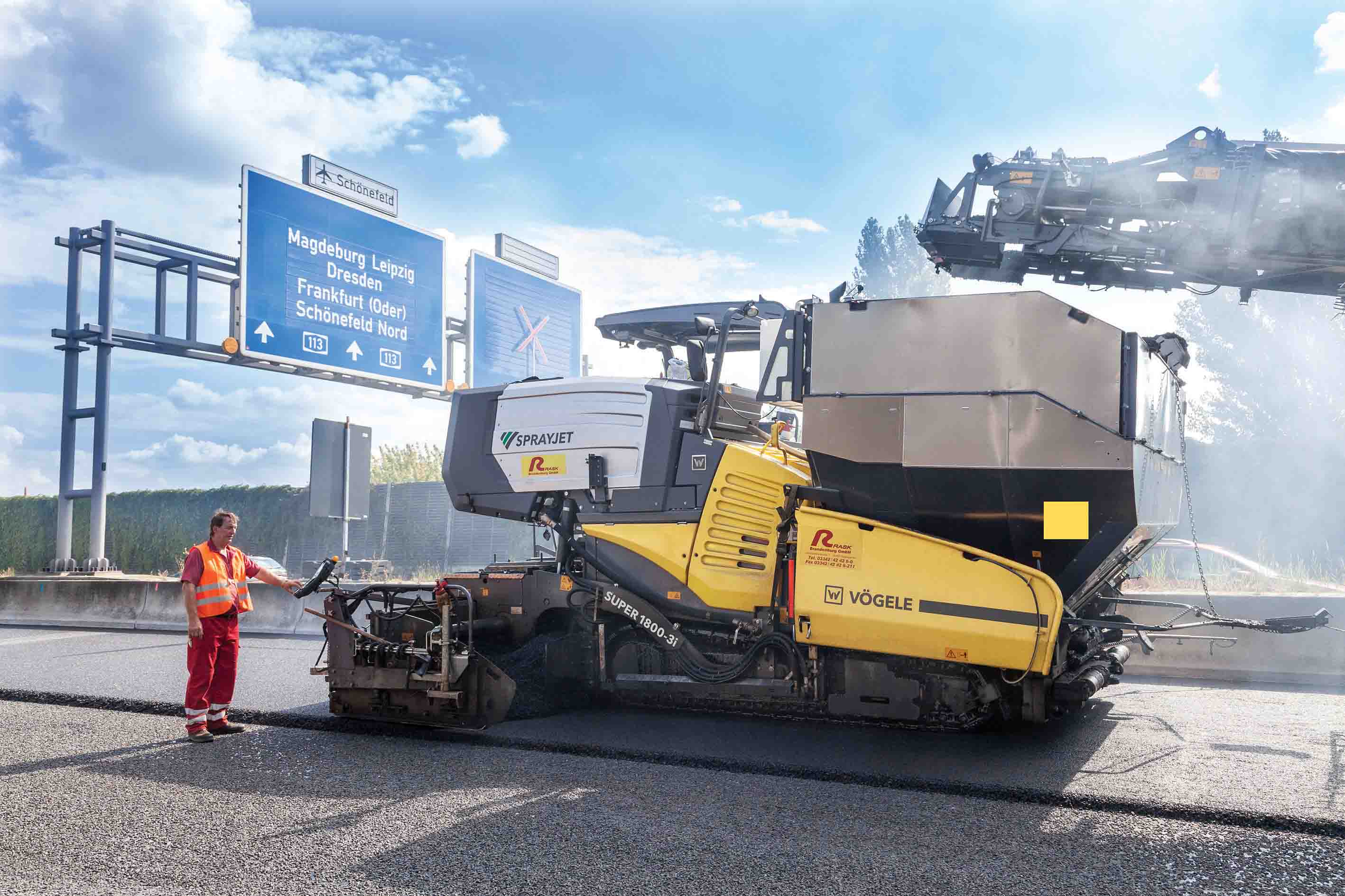 Vögele’s InLine Pave equipment 