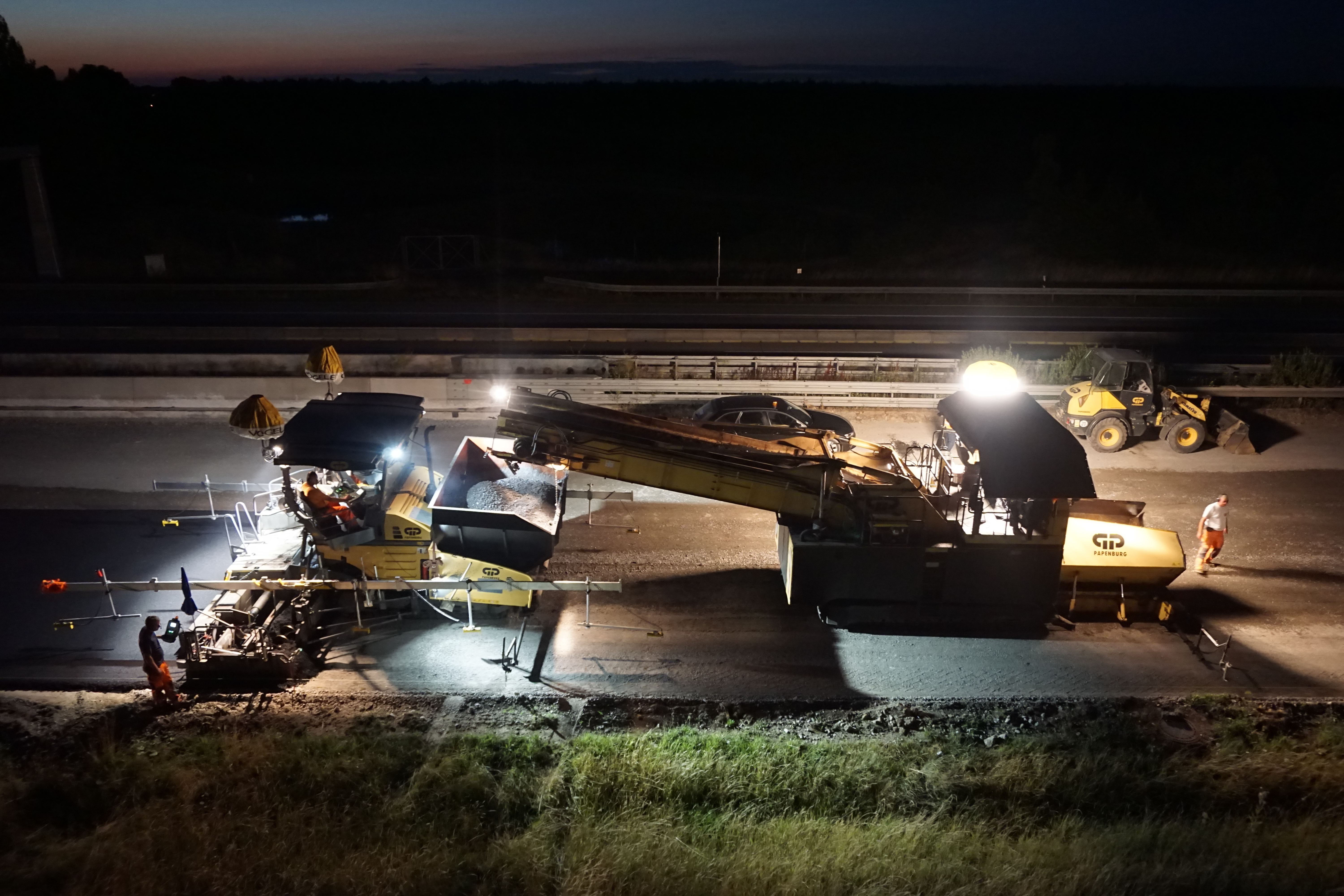 Gunter Papenburg on the A14 near Leipzig - 70,000tonnes of asphalt during a 24-hour operation.JPG