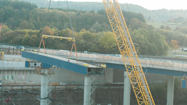 Demag-Germany bridge lift.jpg