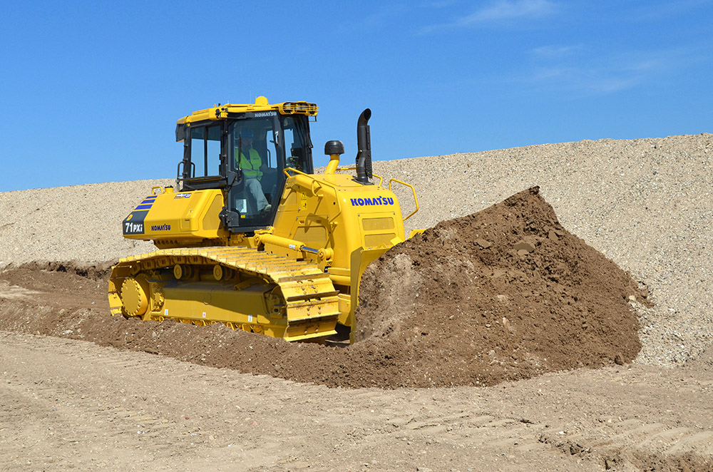 Komatsu’s D71-24, the company’s largest ever hydrostatic transmission dozer