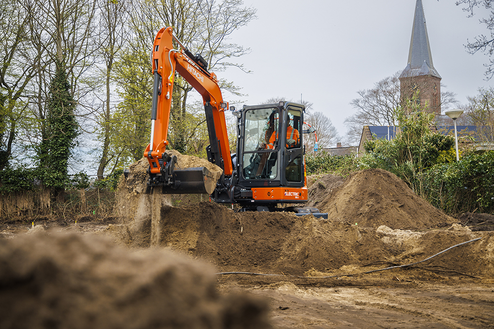 Hitachi Construction Machinery (Europe) has launched its first zero-emission 5-tonne battery powered excavator 