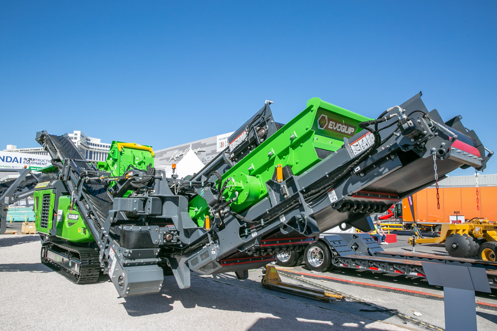 EvoQuip’s novel Cobra 230R crusher offers versatility