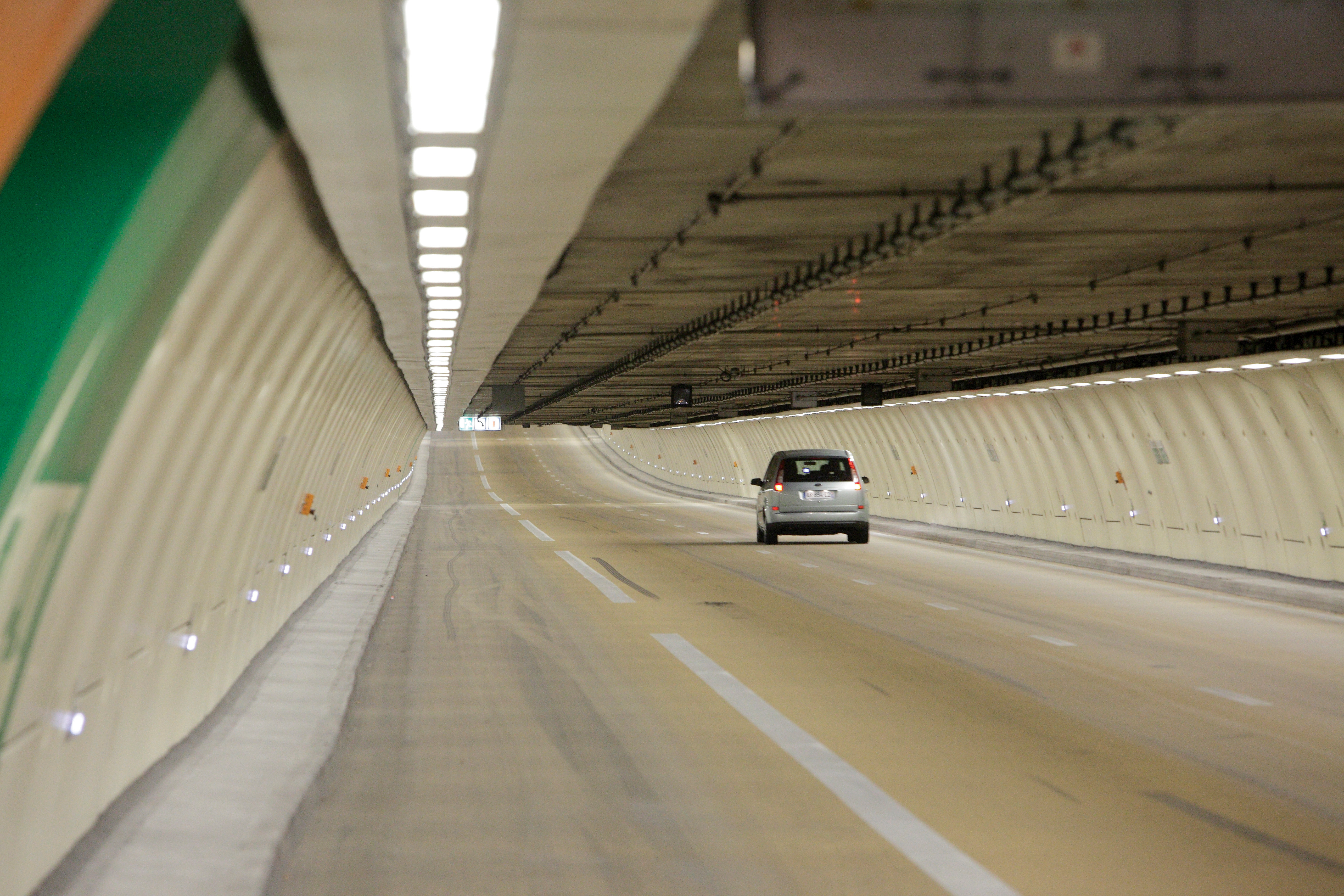 double-deck Duplex A86 tunnel near Paris