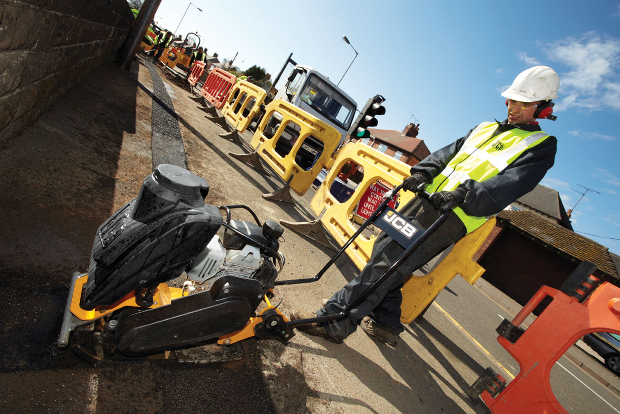 JCB plate compactor