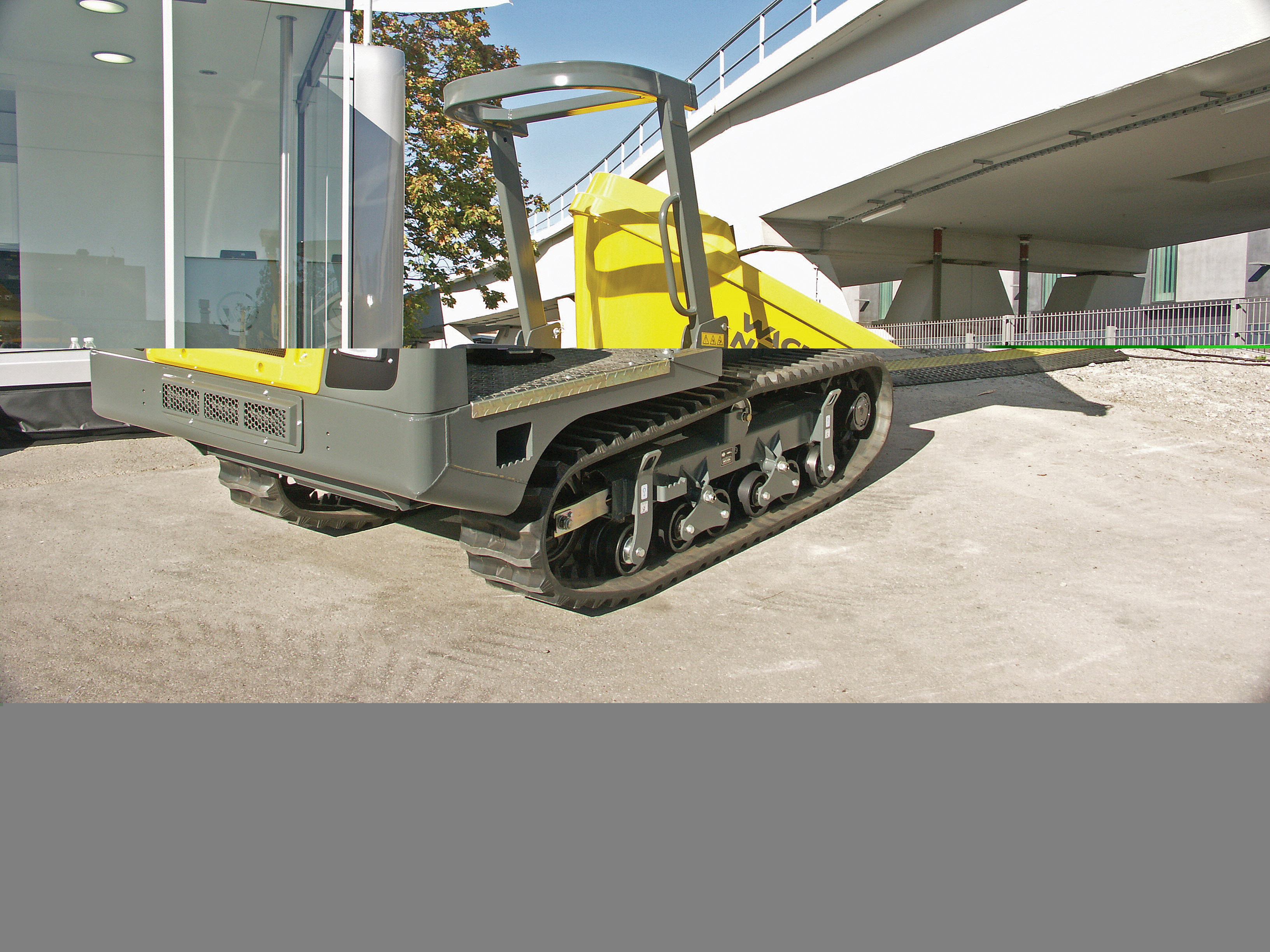 Wacker Neuson's compact tracked dumpers 