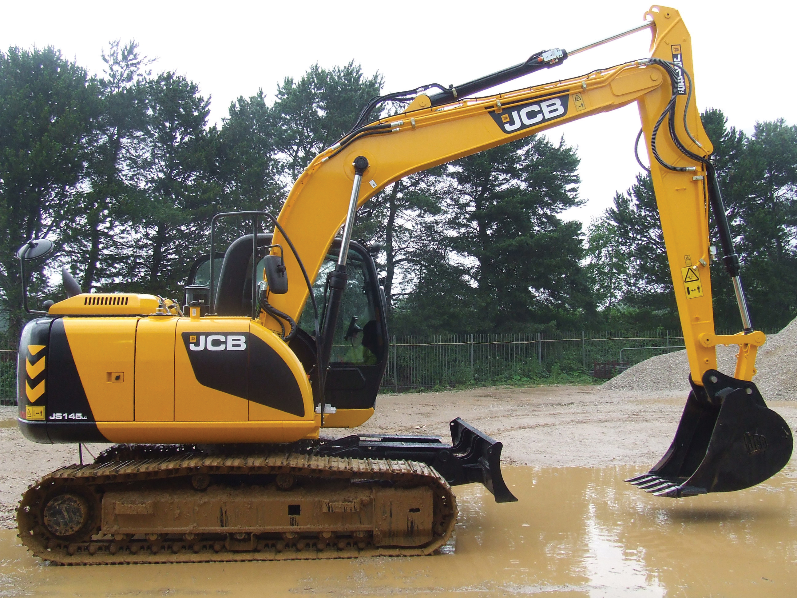 JCB’s JS excavators