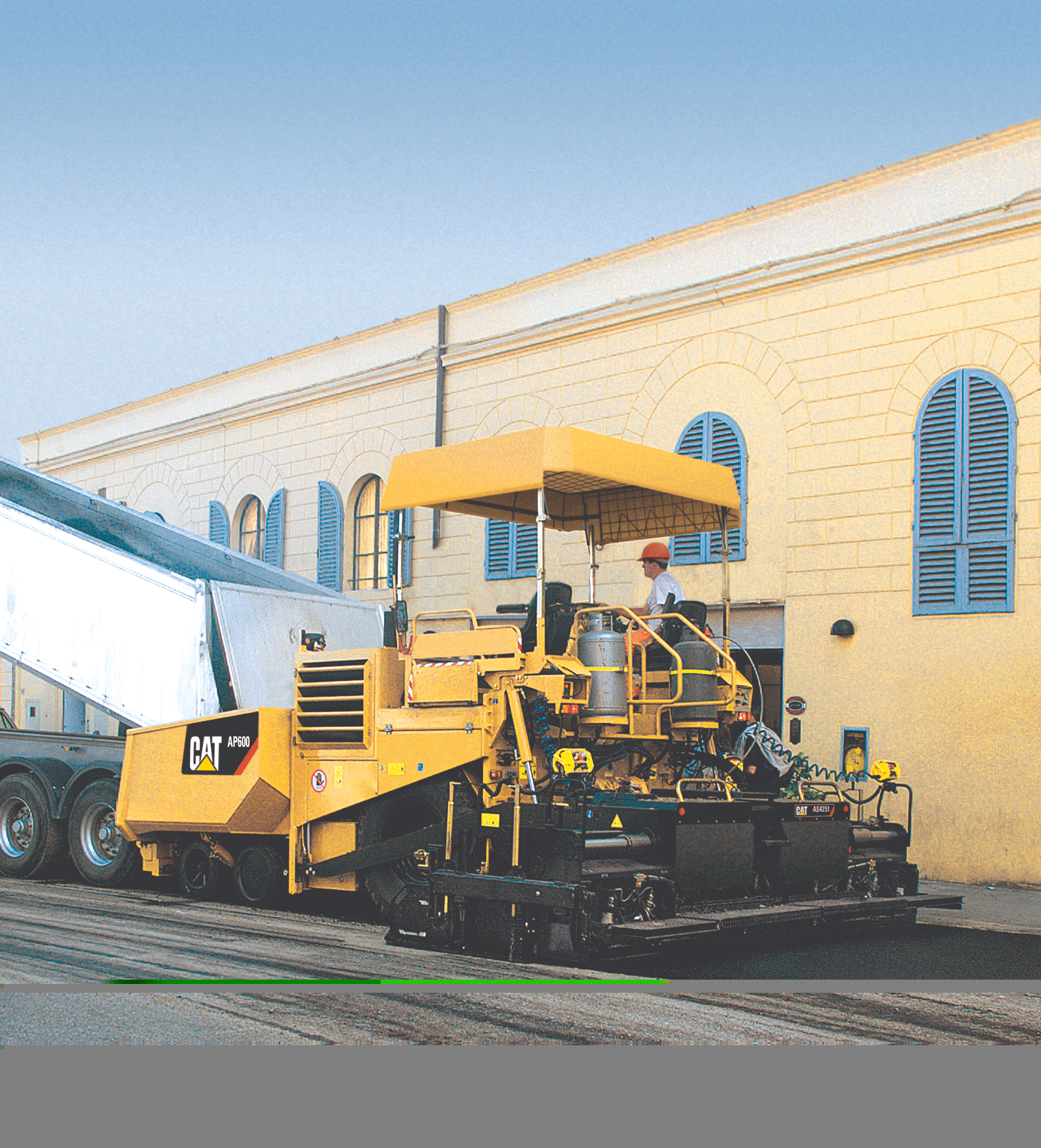 Caterpillar’s asfalt paver AP600