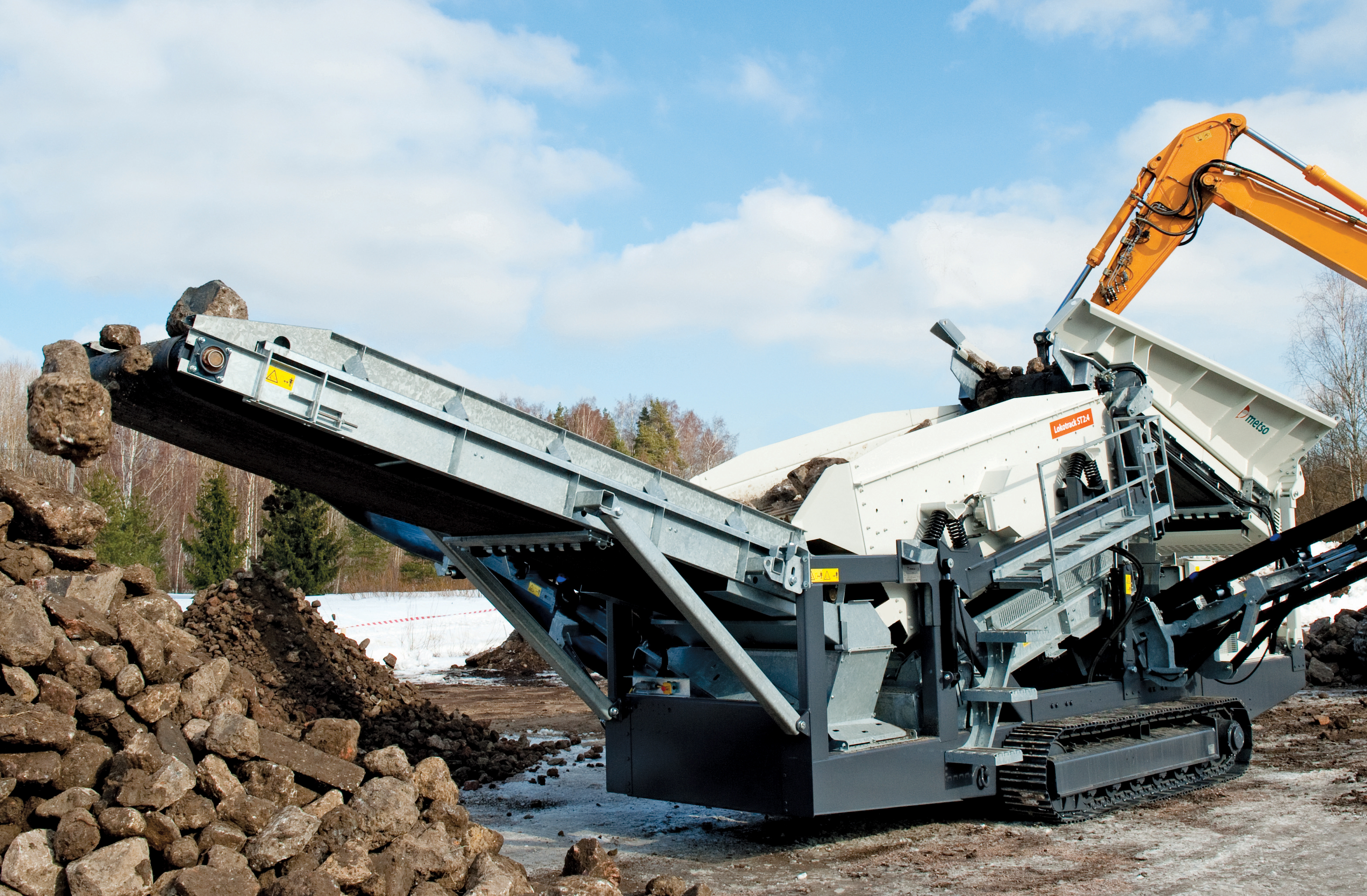 Metso’s Lokotrack ST2.4 mobile screen