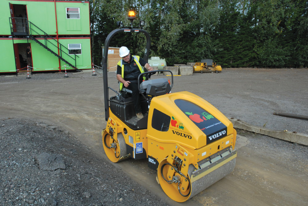 Volvo DD25w compactor