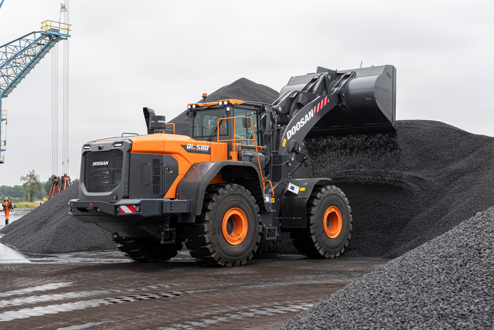 Doosan is introducing its latest generation of wheeled loaders in Europe