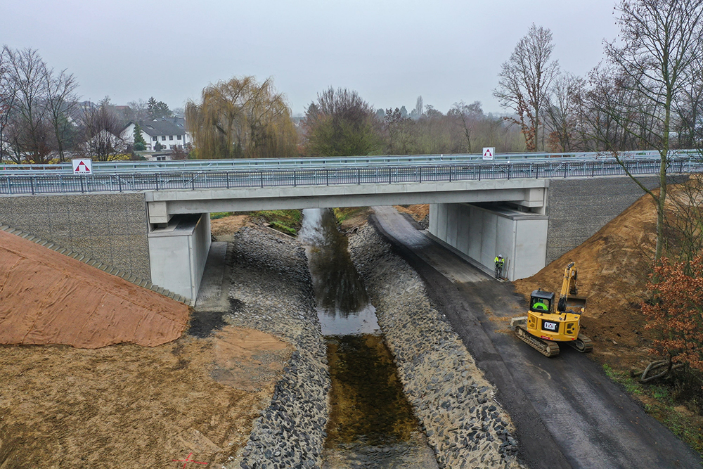 The Swistbach Bridge shortly before its opening in December 2021 (image courtesy Heitkamp BauHolding)