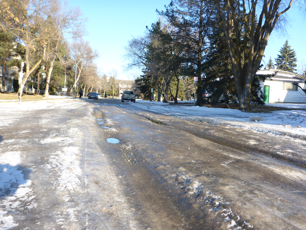 Drivers and city maintenance teams have real-time data on road conditions