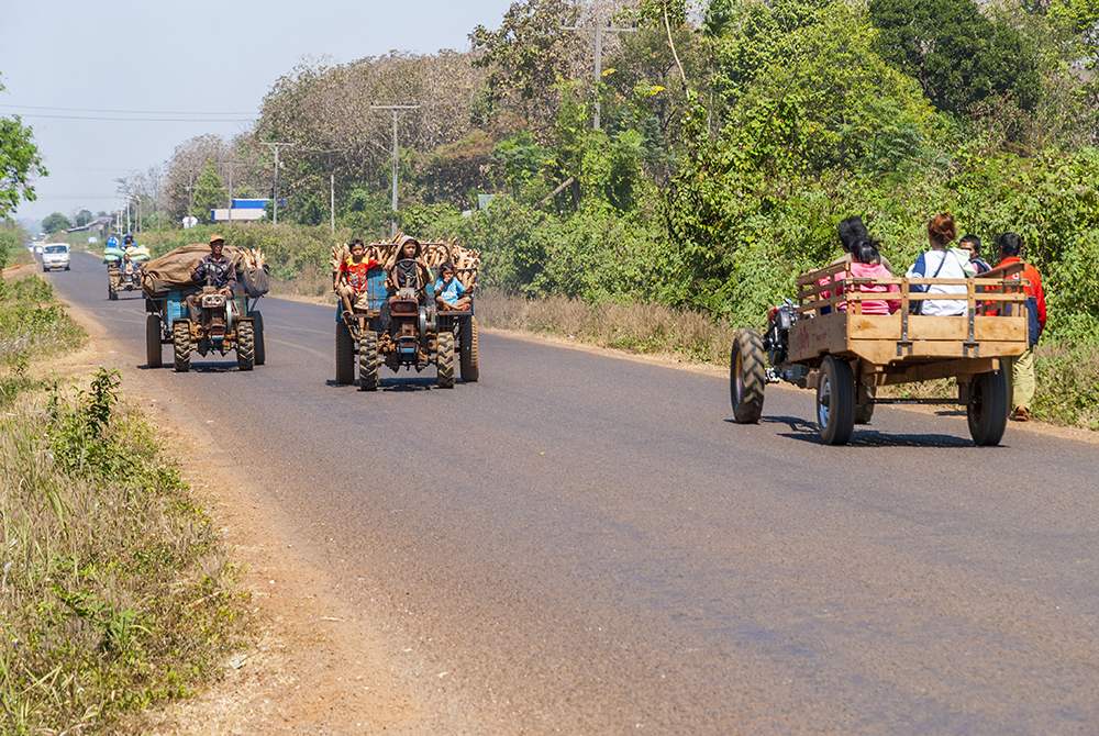 Agriculture provides a key portion of GDP for Lao PDR and transport to and from those rural areas is crucial © Dinozzaver | Dreamstime.com