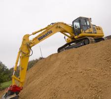 Komatsu’s PC210LCi-10 OEM machine control crawler excavator