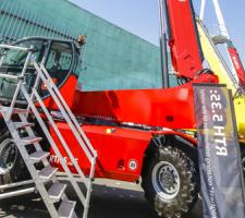 Magni RTH 5 telescopic handler 