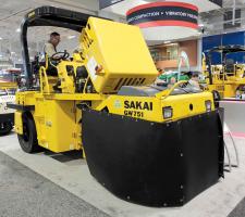 Sakai’s rubber tyred compactor 