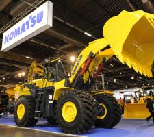 Komatsu WA500-7