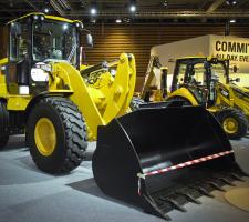 Cat 938K wheeled loader, live at INTERMAT 2012