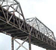 New structure of Califorina bridge from earthquake