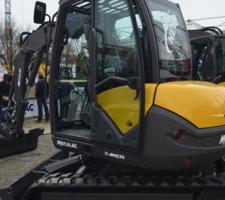 Mecalac’s MCR6 compact excavator avatar