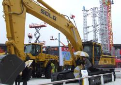 bauma China 2014 Day 1 SDLG’s excavator 