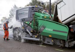 Vögele Super 1800-3i asphalt paver