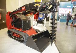 Toro Dingo TX525 compact utility loader