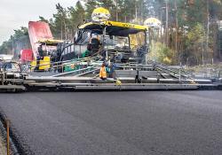 Vögele paver on A10 Autobahn in Germany 