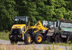 Komatsu WA80M-7 wheeled loader