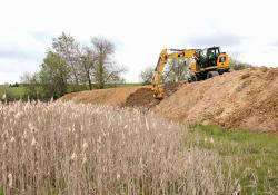 Caterpillar’s compact wheeled excavator