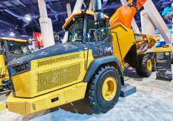 Conexpo 2017 John Deere 310E truck