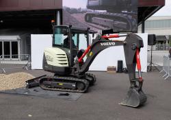 Volvo CE’s innovative electric mini excavator