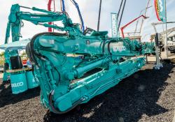 KOBELCO-Demolition Boom Showing 'X' Joints-3.jpg