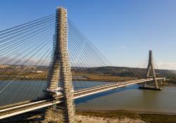 The 100m-high pylons of the Guadiana International Bridge were covered with ULMA’s BRIO Modular Scaffolding to facilitate the repair of suspension cables (image courtesy ULMA)