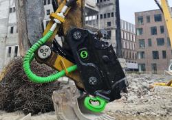 Larger excavators can now benefit from increased versatility for demolition work with the new unit from Steelwrist