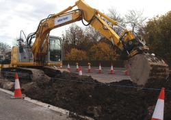 New Holland Zero Tailswing