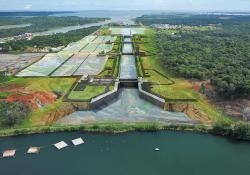 Panama Canal extention