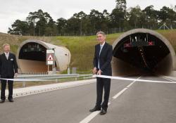 Phillip Hammond opening the Tunnel