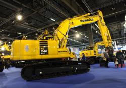 Komatsu_PC240LC