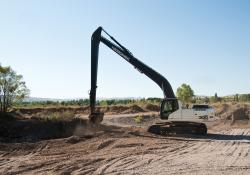 Hidromek’s long reach excavator 