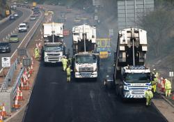 surfacing M90 in Scotland 