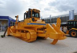 bauma 2013 daily Dressta dozer range