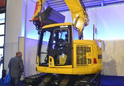 bauma 2013 Daily Komatsu PC138US-10 short tail