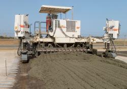 WIRTGEN SP 500 slipform paver