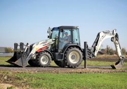 Terex TLB840 backhoe loader