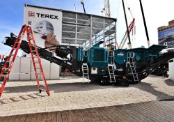 Powerscreen Premiertrak 300 jaw crusher